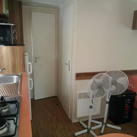 Le Mobil Home De Jerrica אתר קמפינג *